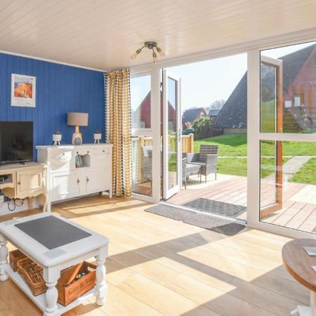 Foxes Sea Side Retreat Deluxe Chalet Is A Lovely Holiday Home Tucked Away On The Kent Coast Kingsdown  Екстер'єр фото
