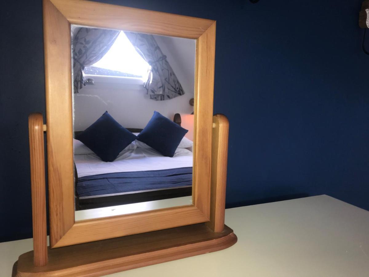 Foxes Sea Side Retreat Deluxe Chalet Is A Lovely Holiday Home Tucked Away On The Kent Coast Kingsdown  Екстер'єр фото